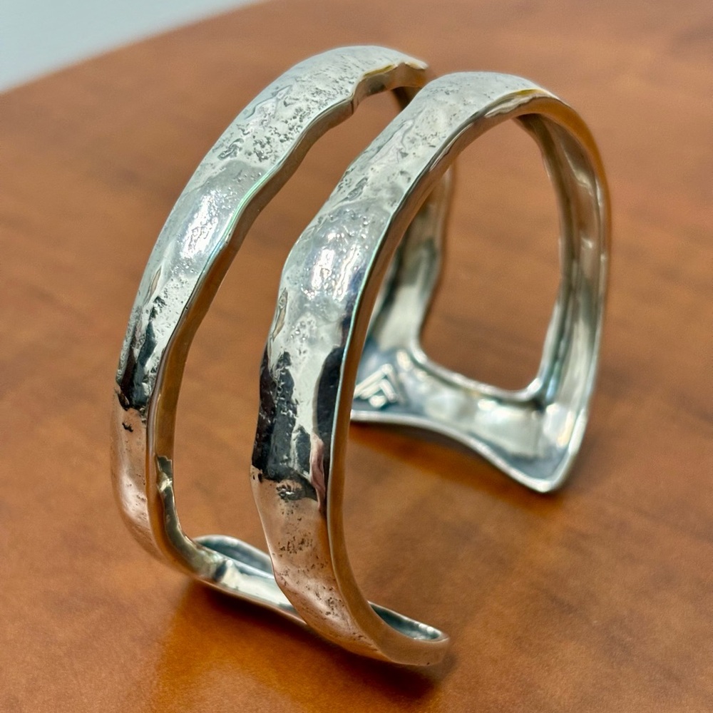 Gorgeous Silpada Hammered Sterling Silver Cuff Bracelet.
